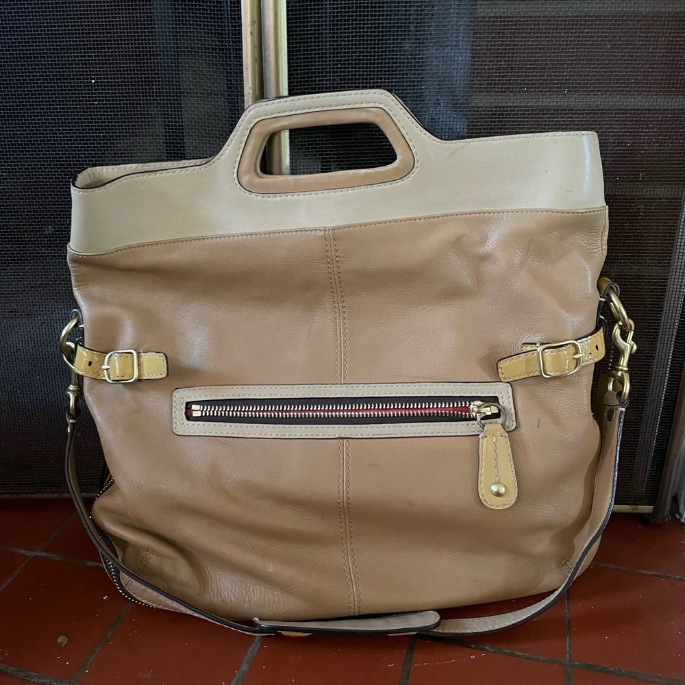 Coach crossbody shoulder hobo bag
